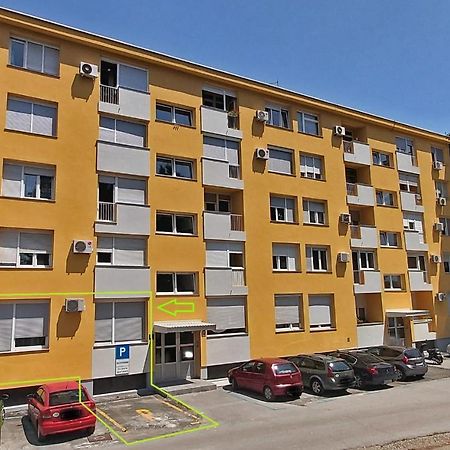 Ka Star Apartamento Karlovac Exterior foto