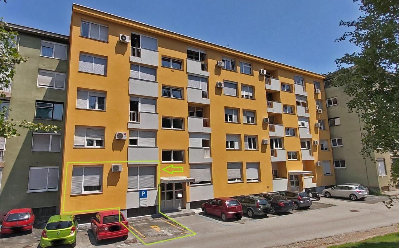 Ka Star Apartamento Karlovac Exterior foto